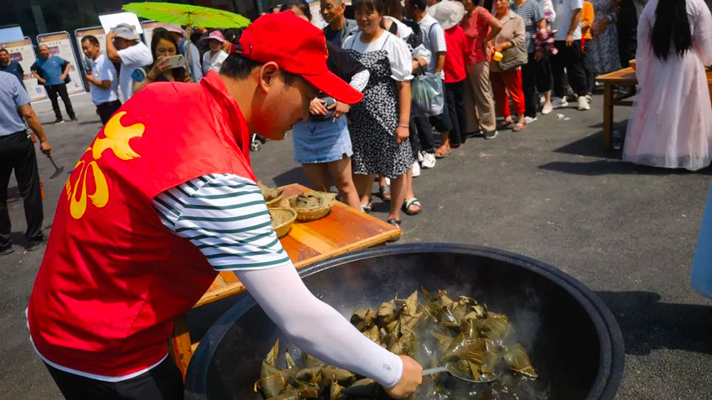 2023第四屆洛陽鄉(xiāng)村文化旅游季美食.jpg